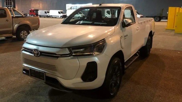 Toyota Hilux thuần điện chính hãng từng ra mắt tại Đông Nam Á xuất hiện trở lại, ra mắt hoàn chỉnh cuối năm nay - Ảnh 1.