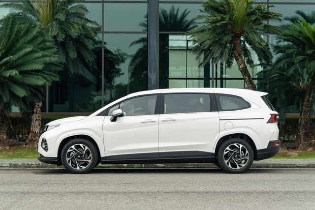 Hyundai Custin ra mắt Việt Nam: Giá từ # triệu đồng, cùng phân khúc Carnival, đấu cả Innova mới - Ảnh 2. Hyundai Custin ra mắt Việt Nam: Giá từ # triệu đồng, cùng phân khúc Carnival, đấu cả Innova mới - Ảnh 2.