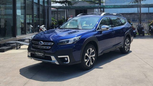 Giá Subaru Outback còn hơn 1,6 tỷ tại đại lý: Giảm hơn 400 triệu nhưng vẫn đắt hơn Palisade 'full option' - Ảnh 1.