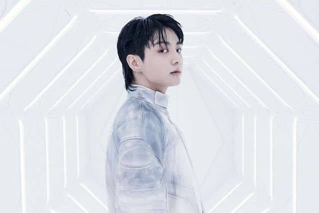 Lý lẽ không tưởng của fan Jungkook: Antifan dựng phòng giống hệt, thuê người đóng giả nam idol ôm ấp gái lạ! - Ảnh 4.