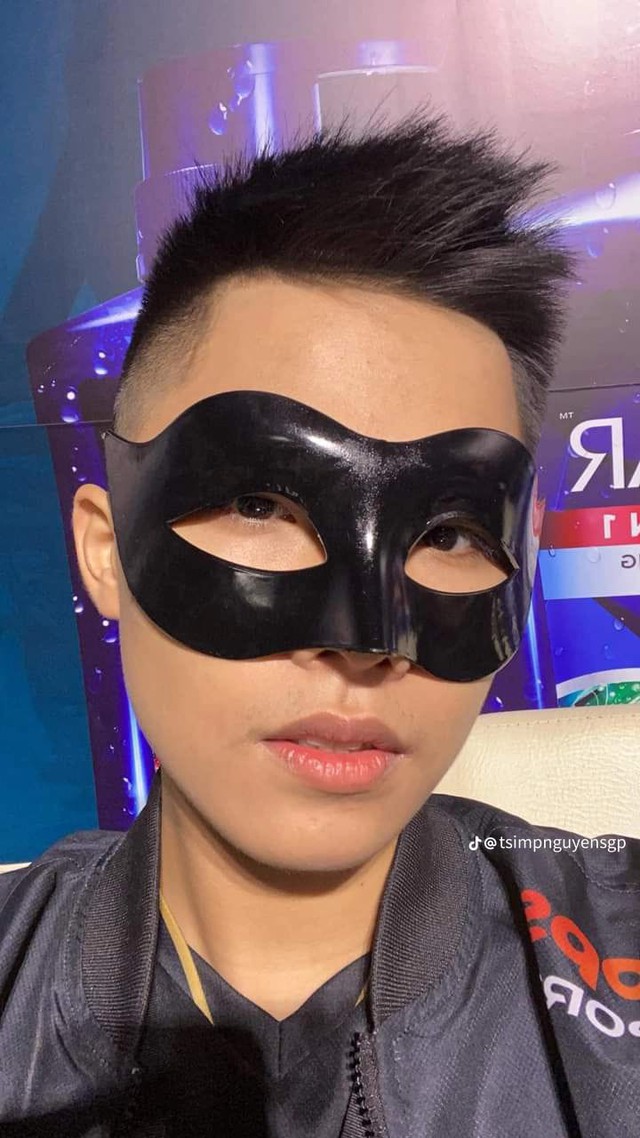 Sơ hở là diễn tiểu phẩm, "thánh meme" Liên Quân gọi tên FMVP thế giới - Ảnh 7. Sơ hở là diễn tiểu phẩm, "thánh meme" Liên Quân gọi tên FMVP thế giới - Ảnh 7.