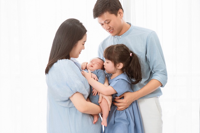 Bận rộn quay Lật Mặt 7, Quách Ngọc Tuyên và vợ kém 16 tuổi vẫn khiến hội chị em ngưỡng mộ điều này- Ảnh 6.