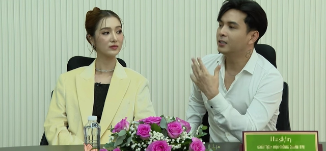 Vợ kém 17 tuổi của Hồ Quang Hiếu: "Từ khi lấy chồng, mọi thứ đảo lộn hoàn toàn với suy nghĩ của tôi"- Ảnh 2. Vợ kém 17 tuổi của Hồ Quang Hiếu: "Từ khi lấy chồng, mọi thứ đảo lộn hoàn toàn với suy nghĩ của tôi"- Ảnh 2.