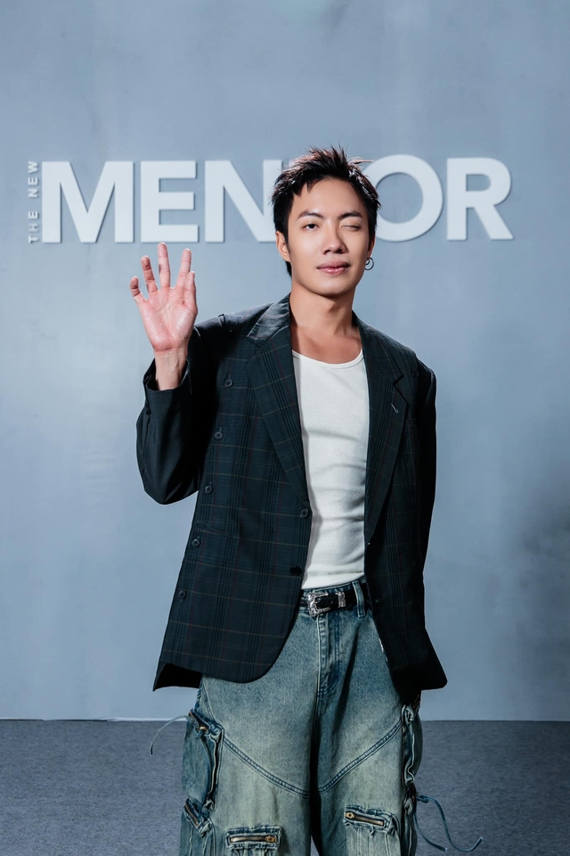 Giám đốc sáng tạo Alex Fox: "Hi vọng được mời làm The New Mentor mùa 2, đến đó mình sẽ... tăng giá!"- Ảnh 4.