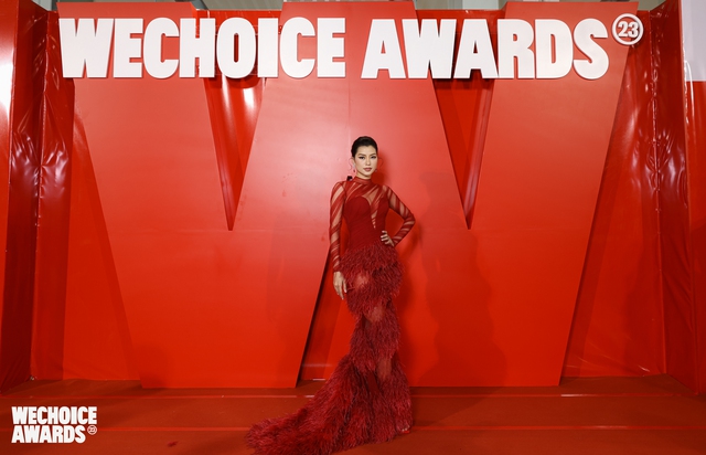 "Đại chiến hoa hậu" tại WeChoice Awards 2023: Lương Thuỳ Linh dịu kha, Vũ Thuý Quỳnh - Ngô Bảo Ngọc "chặt đẹp" thảm đỏ- Ảnh 12. "Đại chiến hoa hậu" tại WeChoice Awards 2023: Lương Thuỳ Linh dịu kha, Vũ Thuý Quỳnh - Ngô Bảo Ngọc "chặt đẹp" thảm đỏ- Ảnh 12.