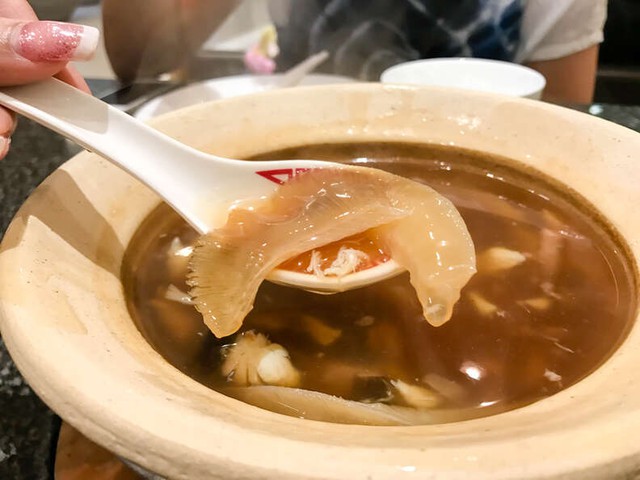 Sự thật đằng sau món ăn tinh hoa "chỉ dành cho vua chúa": Tàn độc đến đau lòng- Ảnh 4.