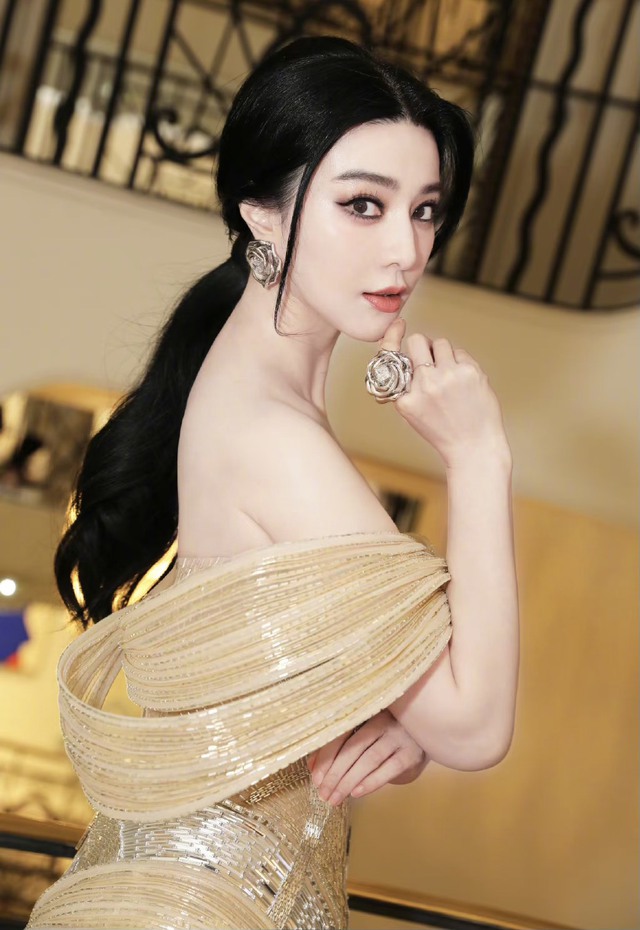 Cuộc tình 2 năm vừa tan vỡ, Phạm Băng Băng đã có bạn trai mới và đưa chàng ra mắt gia đình?- Ảnh 4.