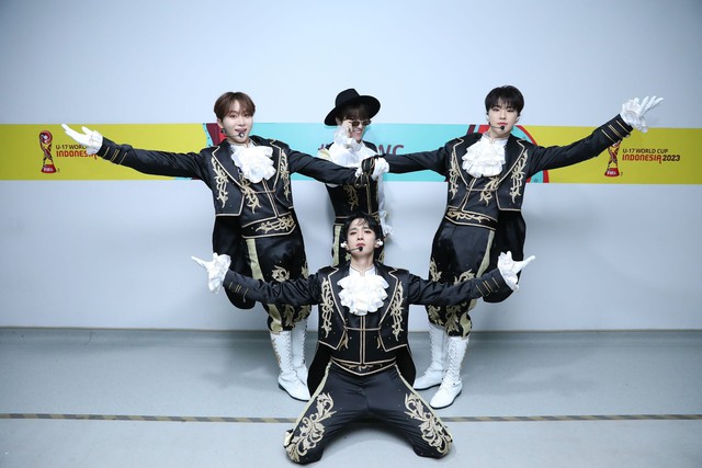 SEVENTEEN bị “hậu bối” vượt mặt tranh luôn #1 trending, diễn tiểu phẩm khiến Knet phấn khích: “Giỡn mặt hả?”- Ảnh 10.