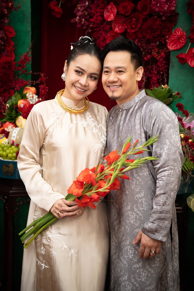 "Yêu nữ" Vũ Hạnh Nguyên bật khóc trong ngày ăn hỏi với Nguyễn Đức Cường- Ảnh 6.