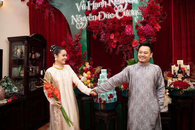 "Yêu nữ" Vũ Hạnh Nguyên bật khóc trong ngày ăn hỏi với Nguyễn Đức Cường- Ảnh 2.