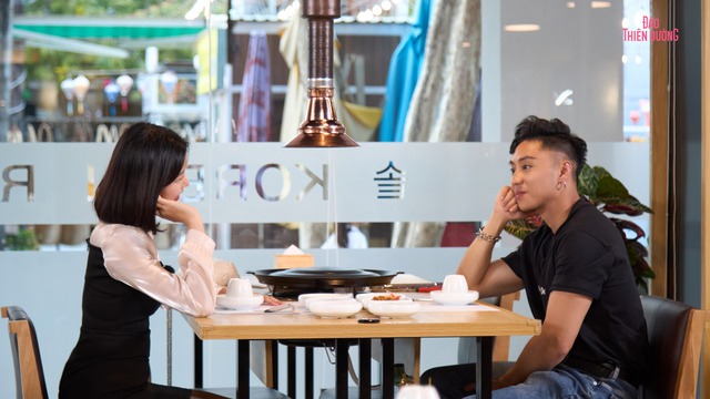 Kết thúc tập 11, Wukong đã nói rõ với Hooyeon về tình cảm dành cho Quyên Qui. Nam DJ rất cảm động trước tình cảm chân thành của Hooyeon và sẽ đưa ra quyết định nhanh chóng để không làm mất thời gian của cô nàng Kết thúc tập 11, Wukong đã nói rõ với Hooyeon về tình cảm dành cho Quyên Qui. Nam DJ rất cảm động trước tình cảm chân thành của Hooyeon và sẽ đưa ra quyết định nhanh chóng để không làm mất thời gian của cô nàng