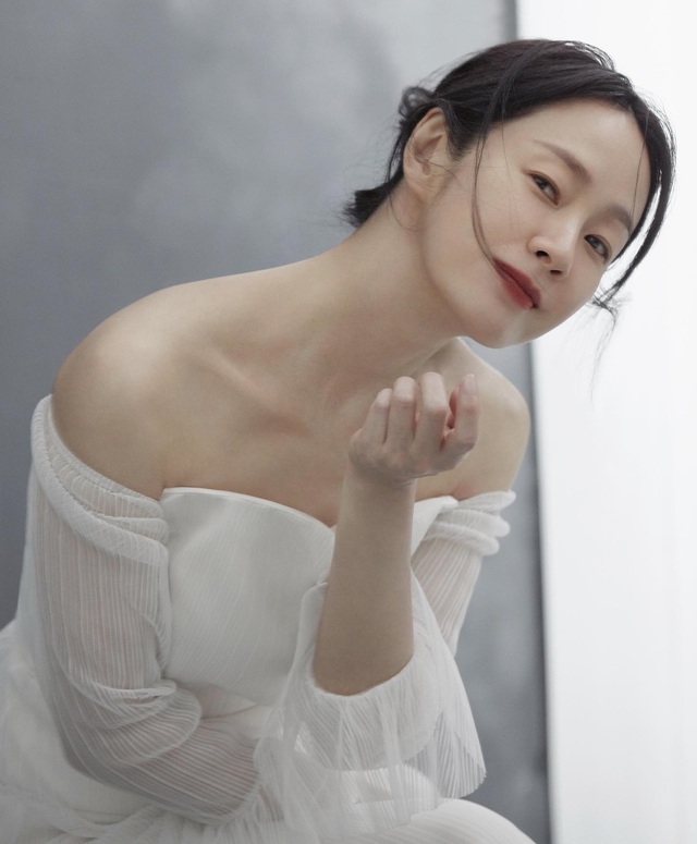 Vai nàng Dae Jang Geum vốn là của mỹ nhân này: Visual kém xa Lee Young Ae, sự nghiệp tụt dốc vì 1 tin đồn- Ảnh 4. Vai nàng Dae Jang Geum vốn là của mỹ nhân này: Visual kém xa Lee Young Ae, sự nghiệp tụt dốc vì 1 tin đồn- Ảnh 4.