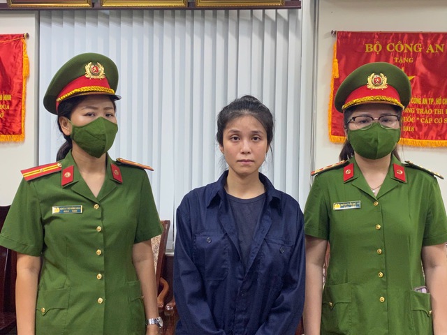 "Cô tiên từ thiện" bị bắt cùng ca sĩ Chi Dân và người mẫu An Tây là ai?- Ảnh 3. "Cô tiên từ thiện" bị bắt cùng ca sĩ Chi Dân và người mẫu An Tây là ai?- Ảnh 3.