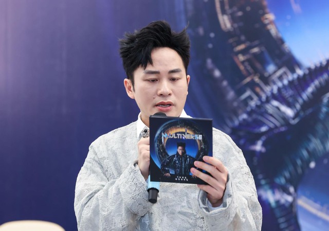Tùng Dương tiết lộ bị một nghệ sĩ Gen Z mắng, dạy hát từng câu- Ảnh 5. Tùng Dương tiết lộ bị một nghệ sĩ Gen Z mắng, dạy hát từng câu- Ảnh 5.