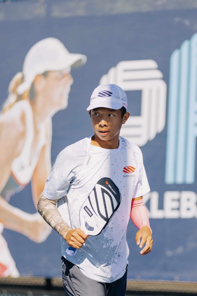 Pickleball ngày càng khiến GenZ mê mẩn, đập tan định kiến về “môn thể thao chỉ dành cho người lớn tuổi”- Ảnh 2. Pickleball ngày càng khiến GenZ mê mẩn, đập tan định kiến về “môn thể thao chỉ dành cho người lớn tuổi”- Ảnh 2.