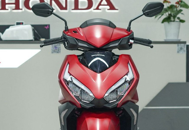 Xe tay ga mới của Honda là "con lai" của Air Blade, Vario và LEAD, nhưng bị chê vì một điều- Ảnh 7.