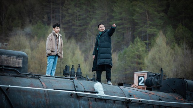 Phim thất bại ê chề vì chỉ bán được 3 vé, dở đến mức bị chê "rẻ tiền nhất 2024"- Ảnh 3. Phim thất bại ê chề vì chỉ bán được 3 vé, dở đến mức bị chê "rẻ tiền nhất 2024"- Ảnh 3.