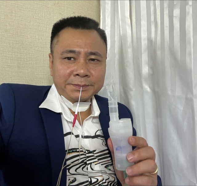 NSND Tự Long vừa quẩy vừa chống nạnh lấy sức, nhiệt huyết ra sao m&agrave; netizen thương v&ocirc; c&ugrave;ng- Ảnh 5.