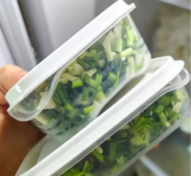Bố tôi là "chiến thần mẹo vặt": Ông có 6 kỹ năng nhà bếp đỉnh nóc - kịch trần - bay phấp phới!- Ảnh 5. Bố tôi là "chiến thần mẹo vặt": Ông có 6 kỹ năng nhà bếp đỉnh nóc - kịch trần - bay phấp phới!- Ảnh 5.