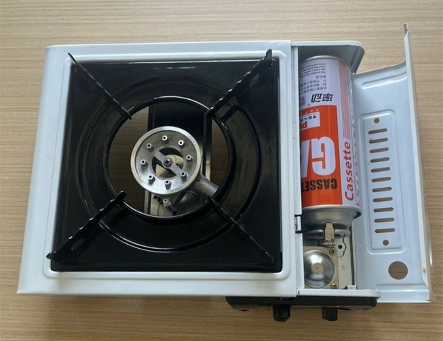 Bức ảnh ghi lại vẻ chật vật của tỷ phú "bán vịt kho" Trung Quốc khiến dân mạng xôn xao: Chuyện gì đã xảy ra?- Ảnh 2.