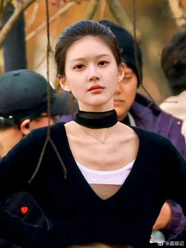 Những tấm ảnh tiết lộ tình trạng Triệu Lộ Tư trước khi đột quỵ viral trở lại khiến mọi người giật mình- Ảnh 2.