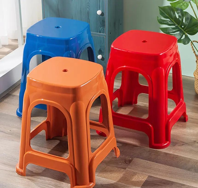 Ngồi ghế nhựa hàng chục năm, giờ tôi mới biết cách dùng chiếc lỗ nhỏ này: Tự trách mình "vô tri"- Ảnh 5.