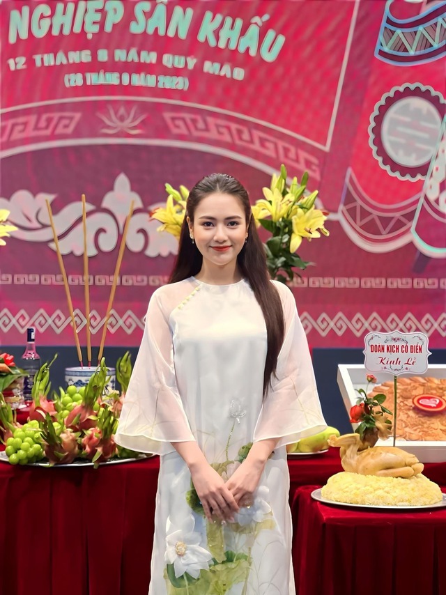 Sau 7 năm bên nhau, sao nữ Vbiz hạnh phúc đón tuổi mới bên chồng sắp cưới- Ảnh 4.