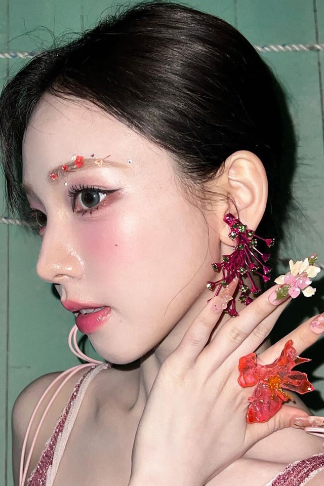 Cặp đôi hot nhất hiện tại: Nhà gái đẹp như AI vẽ, nhà trai "gây bão" tháng 3 với một siêu phẩm?- Ảnh 2.