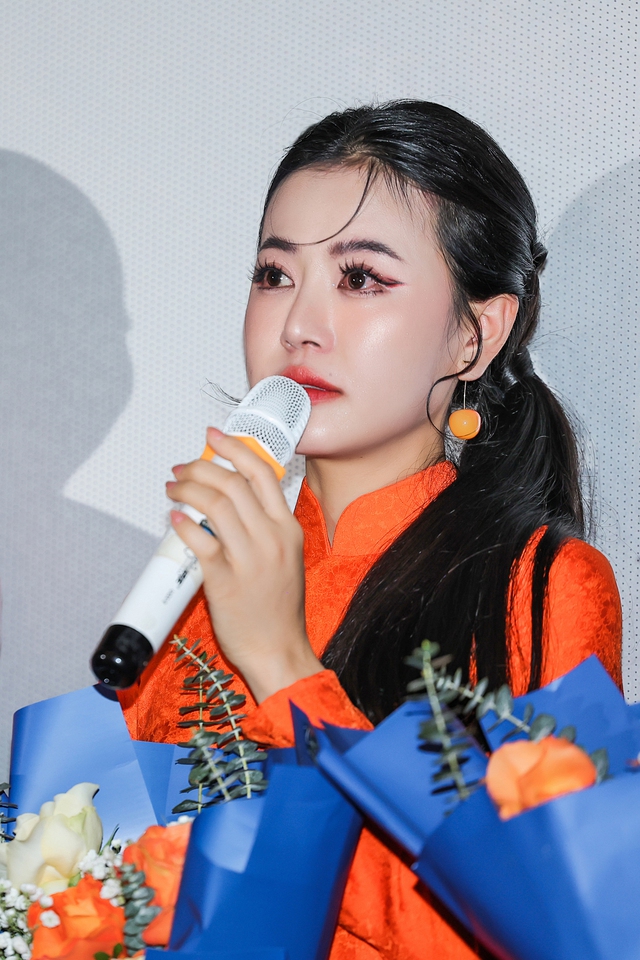 Ca sĩ Diệu H&agrave;: "Nếu kh&ocirc;ng được h&aacute;t, cuộc sống của t&ocirc;i kh&ocirc;ng thể đủ đầy"- Ảnh 1.