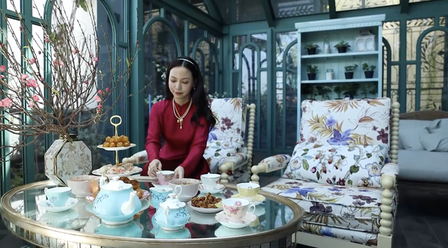 CEO Hannah Olala hưởng Tết trong penthouse triệu đô: Cỗ bàn thịnh soạn nhưng nữ chủ nhân không đổ một giọt mồ hôi- Ảnh 22.