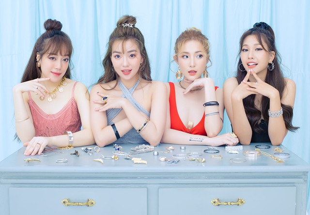 Nữ ca sĩ lận đận bậc nhất Vpop: Đổi công ty đến 3 lần, không có lấy 1 thông báo khi rời "nhà cũ"- Ảnh 3.