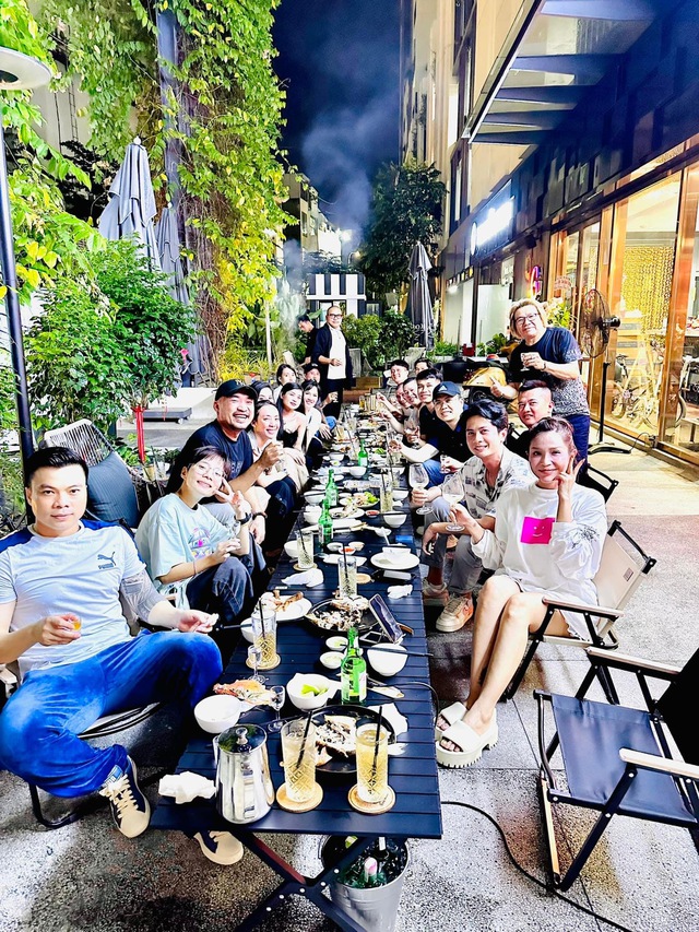 Huỳnh Phương công khai đăng ảnh bên Khả Như, bị soi hint tình cảm rõ mồn một dịp cuối năm- Ảnh 6.