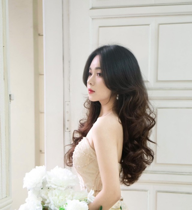 Gen Z đang đổ bộ Threads để "chốt đơn", HR cũng chớp cơ hội đăng tin tuyển dụng kiếm các “bảnh" tiềm năng- Ảnh 1.