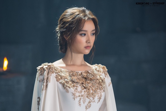 4 phim Hàn xuất sắc của Kim Ji Won, mỹ nhân hot nhất màn ảnh Hàn hiện tại- Ảnh 6.