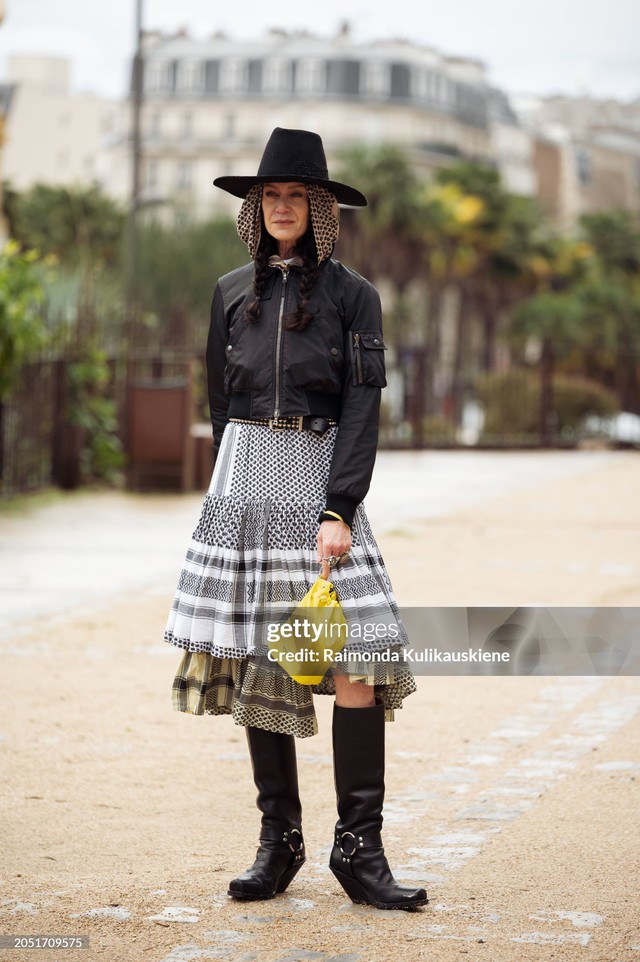Hết mình vì Fashion Week: Call Me Duy sốt 38 độ vẫn mặc chiến, đọ style với fashion icon quốc tế ở show Issey Miyake- Ảnh 9.