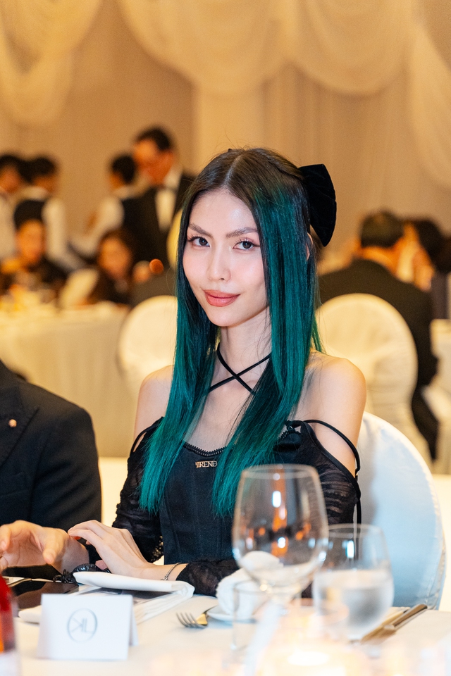 Đám cưới siêu mẫu Tuyết Lan: Lương Thuỳ Linh - Minh Tú đổ bộ, hé lộ không gian lễ đường đặc biệt - Ảnh 6.