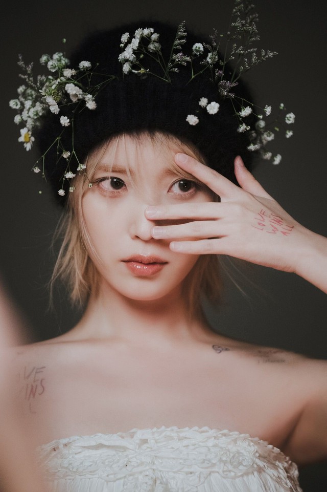 IU yêu Lee Jong Suk, tâm tình thay đổi?- Ảnh 1.
