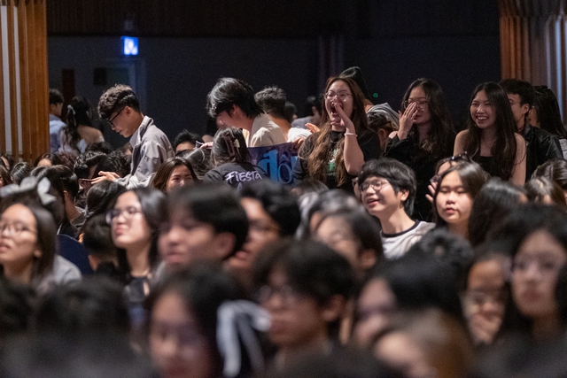 Cặp nam thanh nữ tú vừa lên ngôi Tân Đại sứ của Chuyên Sư phạm: Tài - sắc đều xứng đáng!- Ảnh 16. Cặp nam thanh nữ tú vừa lên ngôi Tân Đại sứ của Chuyên Sư phạm: Tài - sắc đều xứng đáng!- Ảnh 16.