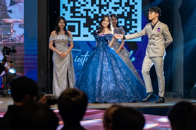 Cặp nam thanh nữ tú vừa lên ngôi Tân Đại sứ của Chuyên Sư phạm: Tài - sắc đều xứng đáng!- Ảnh 2. Cặp nam thanh nữ tú vừa lên ngôi Tân Đại sứ của Chuyên Sư phạm: Tài - sắc đều xứng đáng!- Ảnh 2.