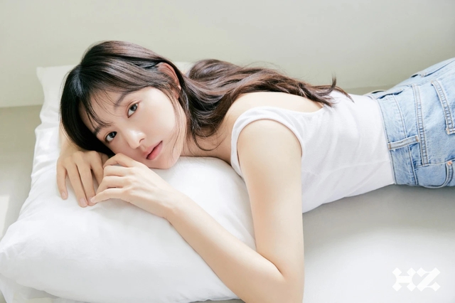 "Nữ hoàng nước mắt" Kim Ji Won thế chỗ Han So Hee sau scandal tình ái, netizen kháo nhau: "Sao không mời Hyeri"- Ảnh 4.