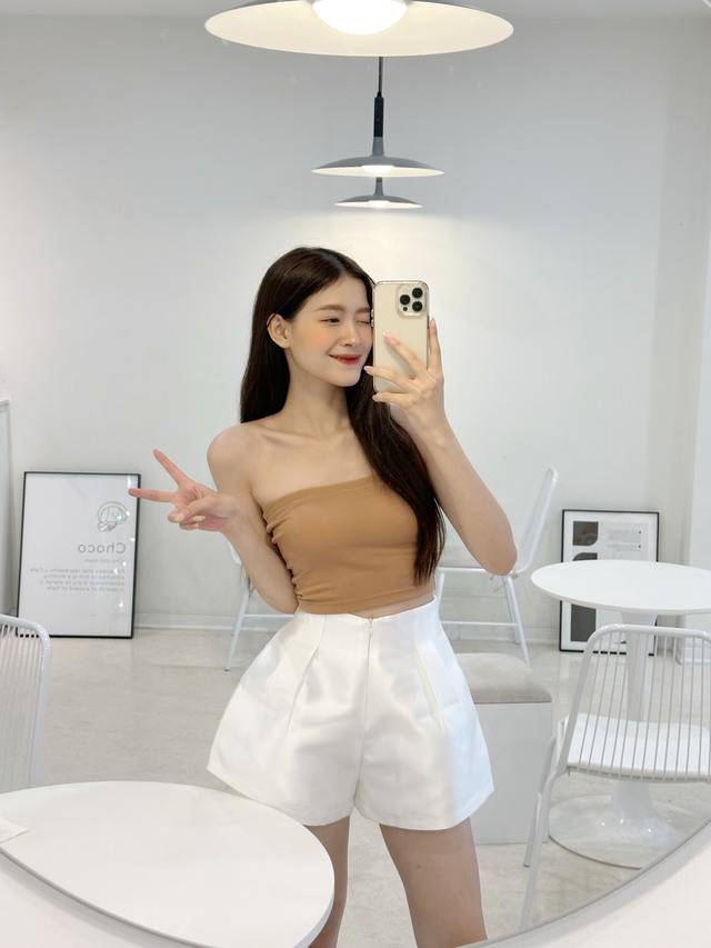 Để bước vào mùa hè với style xinh như mộng, chị em học phụ nữ Pháp sắm đủ 5 item sau- Ảnh 25.