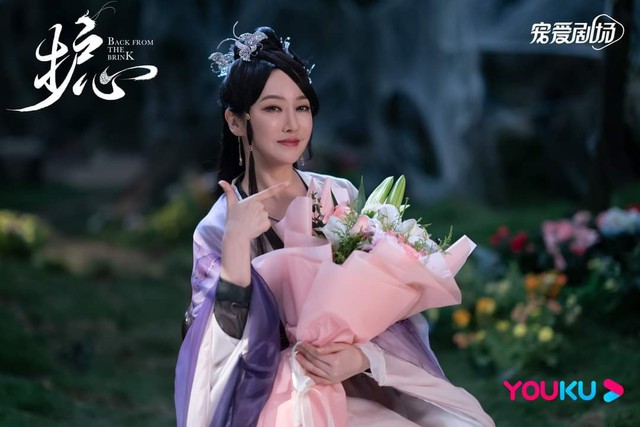 Tỷ tỷ tranh tài với Suni Hạ Linh ở Đạp Gió là "biểu tượng vocal", có bản hit từng được nhiều ca sĩ Việt cover!- Ảnh 3.