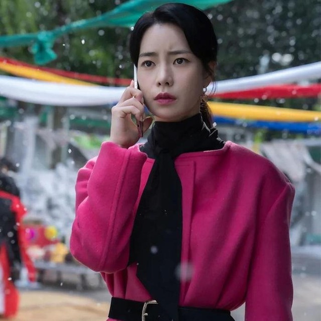 3 đôi giày cao gót "khuynh đảo" màn ảnh Hàn: Tinh hoa hội tụ, phụ nữ châu Á rất yêu- Ảnh 3.