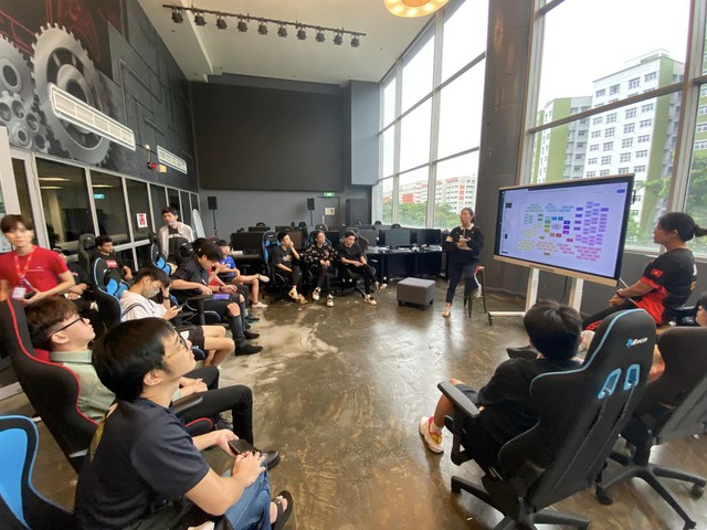 Team Flash hợp tác cùng Gen.G Global Academy tổ chức khóa đào tạo LMHT chuyên nghiệp đầu tiên tại Việt Nam- Ảnh 2.