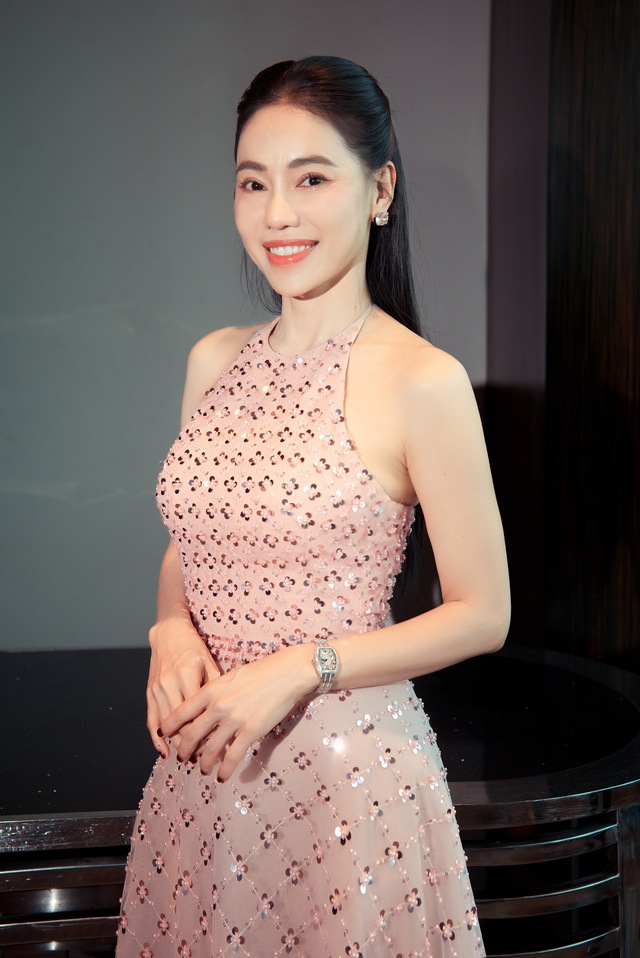 8/3, trò chuyện cùng "bà trùm Hoa hậu" Phạm Kim Dung: Sau nhiều năm làm vợ, tôi quan niệm “chín bỏ làm mười”- Ảnh 3.