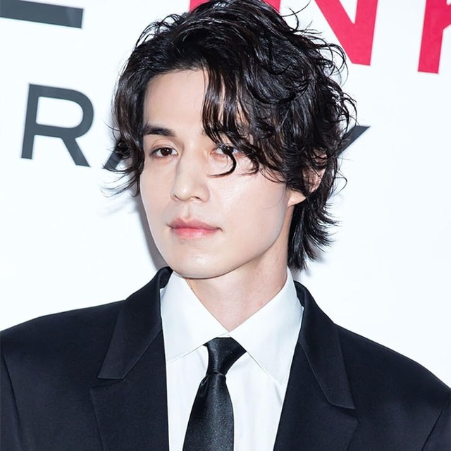 Lý do gì khiến nam thần Lee Dong Wook không bao giờ nhắc về Suzy và những người bạn gái cũ?- Ảnh 1.