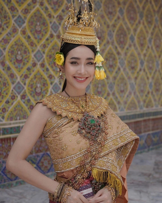 Điểm lại loạt nữ thần Songkran gây bão: Baifern khiến cả khu phố ngẩn ngơ, trùm cuối đang khiến nhiều người hóng nhất- Ảnh 13. Điểm lại loạt nữ thần Songkran gây bão: Baifern khiến cả khu phố ngẩn ngơ, trùm cuối đang khiến nhiều người hóng nhất- Ảnh 13.