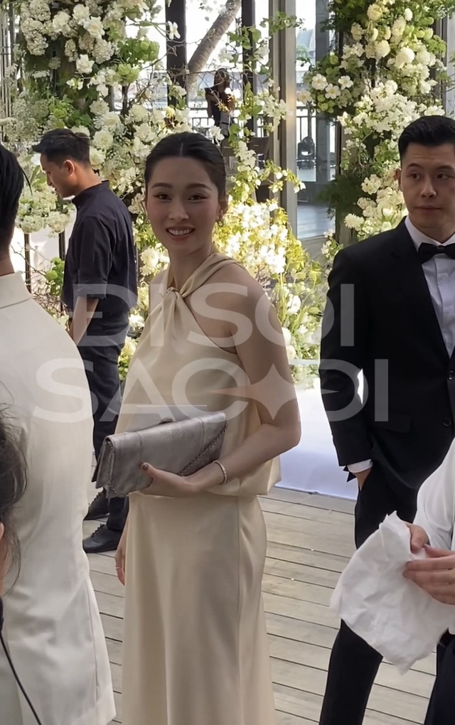 Hôn nhân của Hoa hậu Đặng Thu Thảo: Chồng bị át vía ngay khi gặp mặt, chuẩn bị đón em bé thứ 3- Ảnh 19.