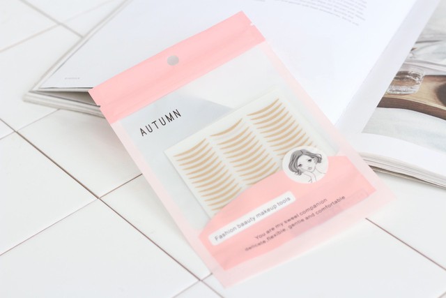 Không cần dao kéo, mắt mí lót của Rosé vẫn "lên đời" chỉ bằng một thủ thuật: Nàng học lỏm siêu dễ- Ảnh 9. Không cần dao kéo, mắt mí lót của Rosé vẫn "lên đời" chỉ bằng một thủ thuật: Nàng học lỏm siêu dễ- Ảnh 9.