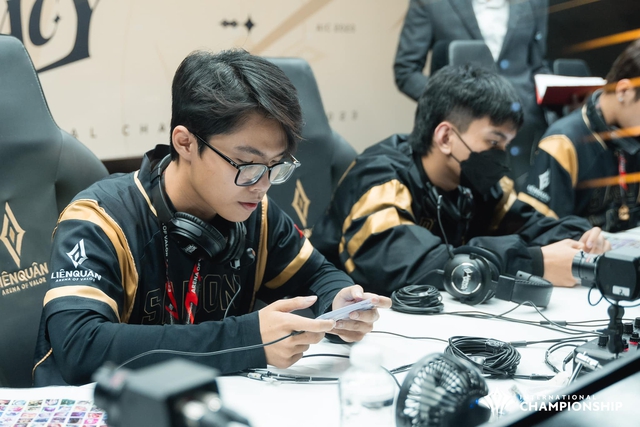 Nóng: Jiro chính thức nhận án phạt từ Garena, Saigon Phantom cũng bị phạt 40 triệu đồng- Ảnh 2.
